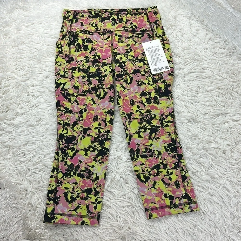 NWT Lululemon Swift Speed High-Rise Crop 21